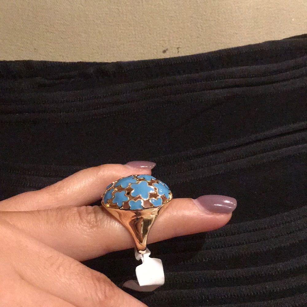 Ring - Picture 2 of 3